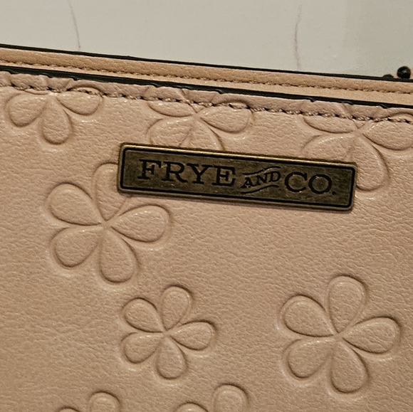 Purse - Picture 4 of 5